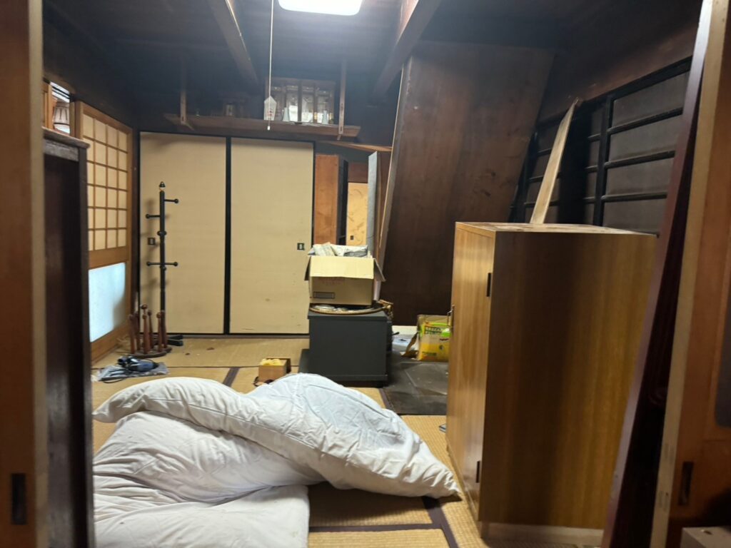 岸和田市作業事例依頼者様の実際の現場写真画像部屋