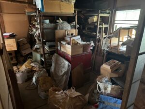 藤井寺市の遺品整理事例|一戸建て6LDKを4日で完了|大規模整理・解体前の遺品整理|費用55万円