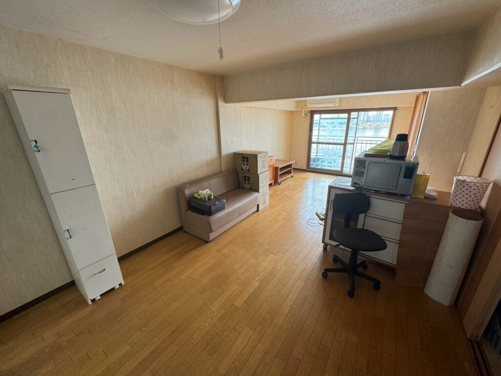 交野市作業事例依頼者様の実際の現場写真画像リビング