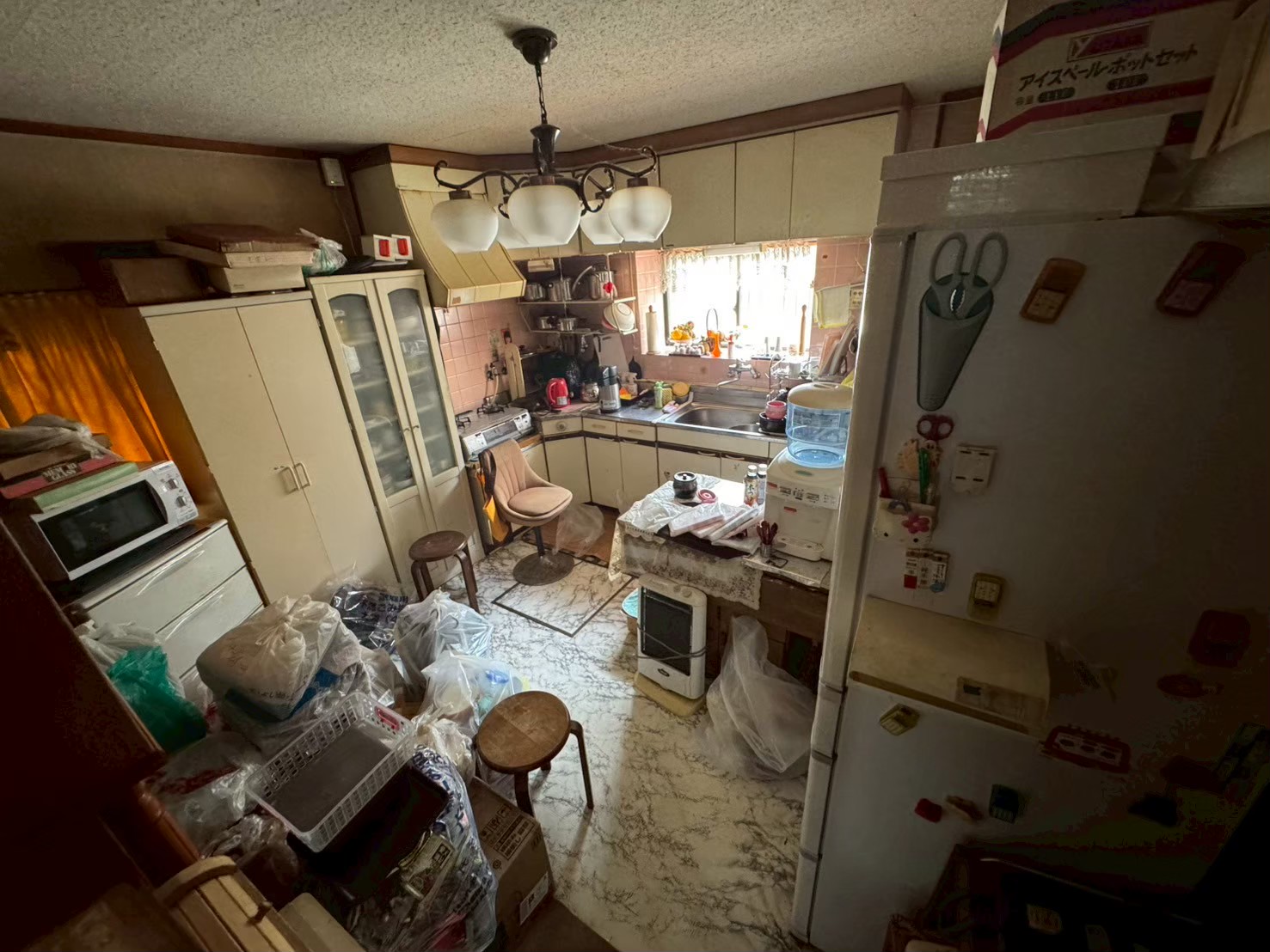 箕面市作業事例依頼者様の実際の現場写真Before画像2部屋