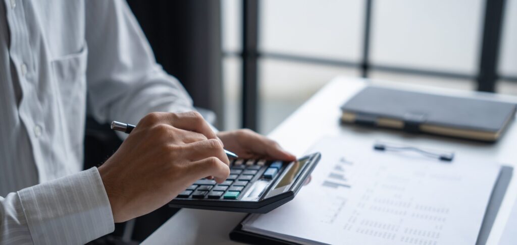 費用抑えるコツ 画像