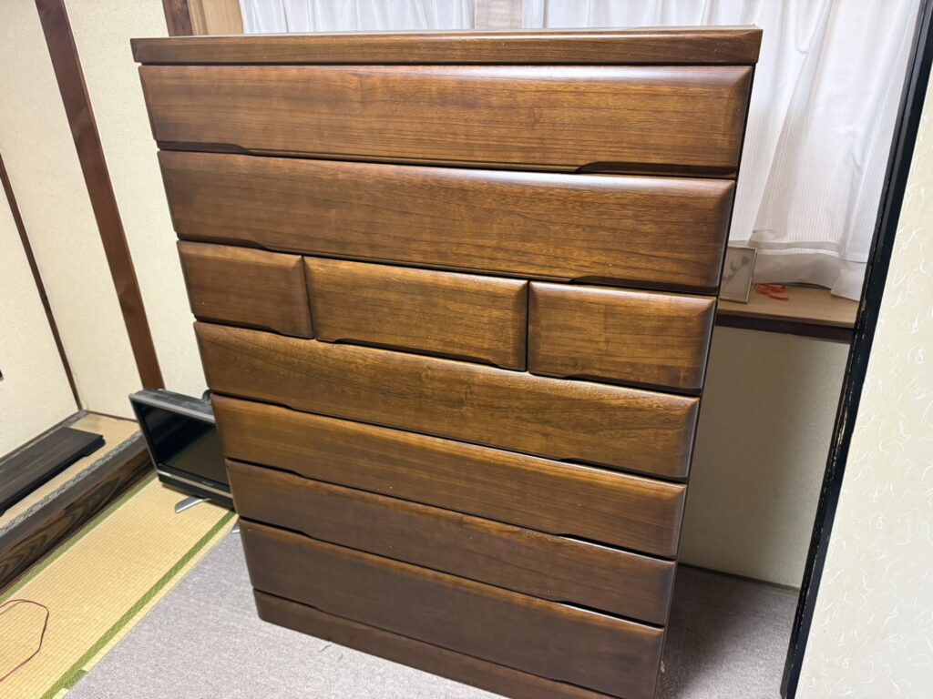 買取した家具の写真. 遺品買取事例泉佐野市対応のグリーン