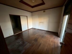 守口市の遺品整理 事例｜一戸建て住宅5LDKを3日で整理｜費用28万円・買取5万円｜倉庫解体・作業後は簡易清掃する遺品整理