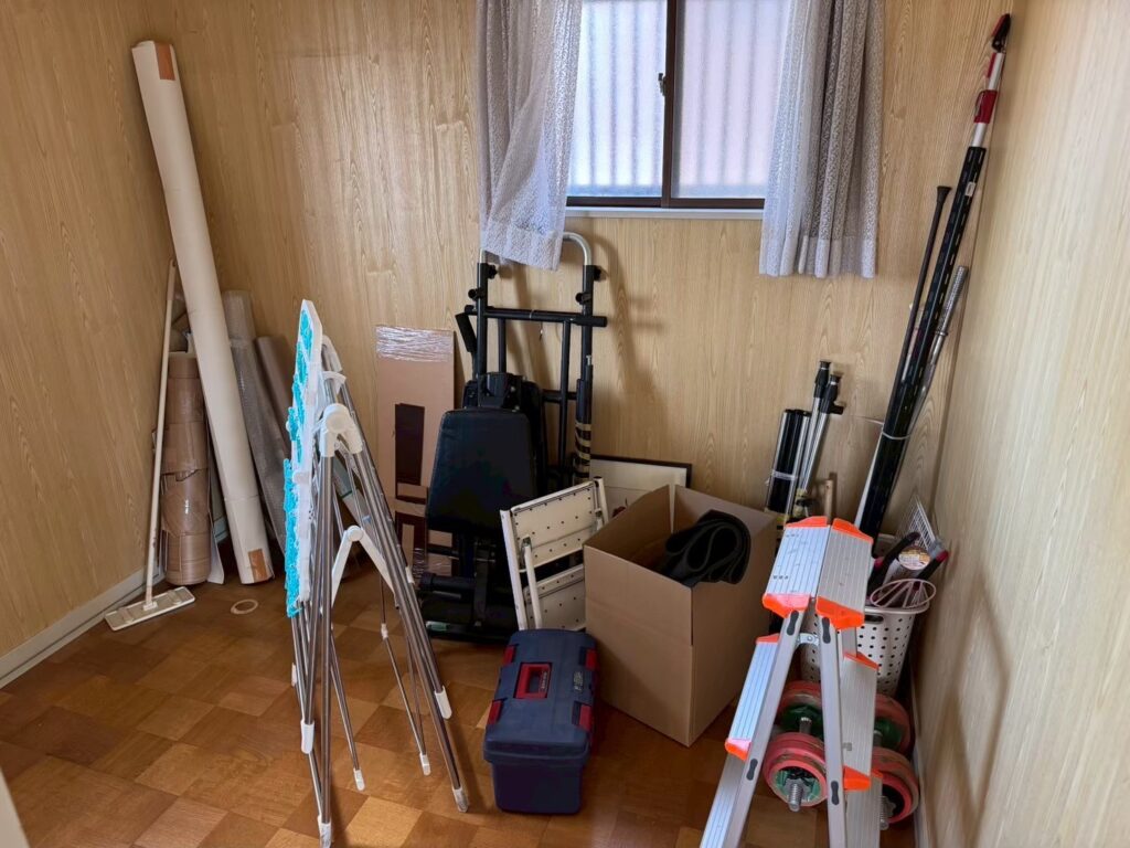 四條畷市作業事例依頼者様の実際の現場写真Before画像1部屋
