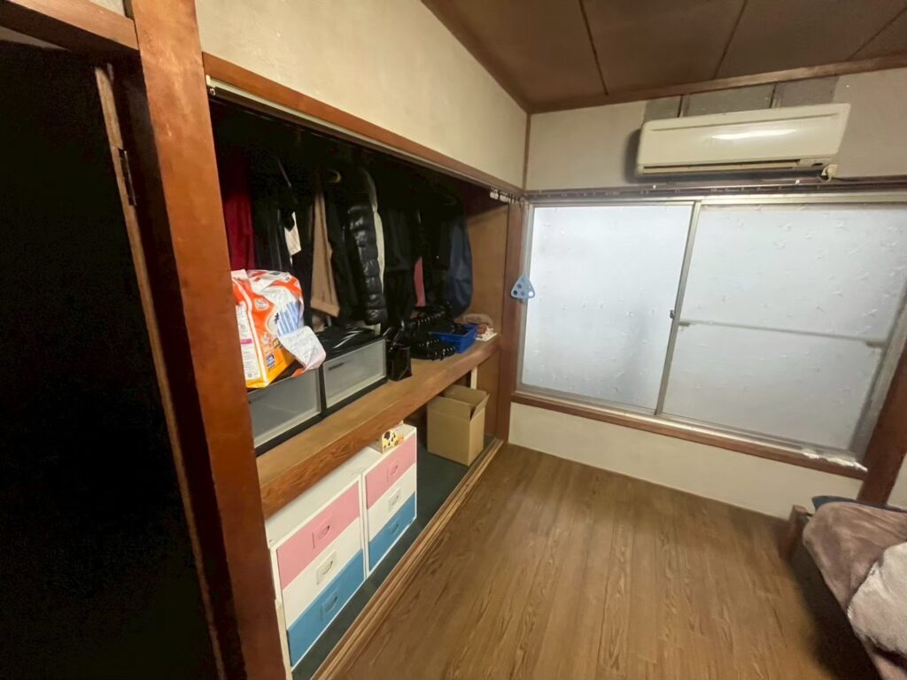 豊中市作業事例依頼者様の実際の現場写真Before画像3押入れ