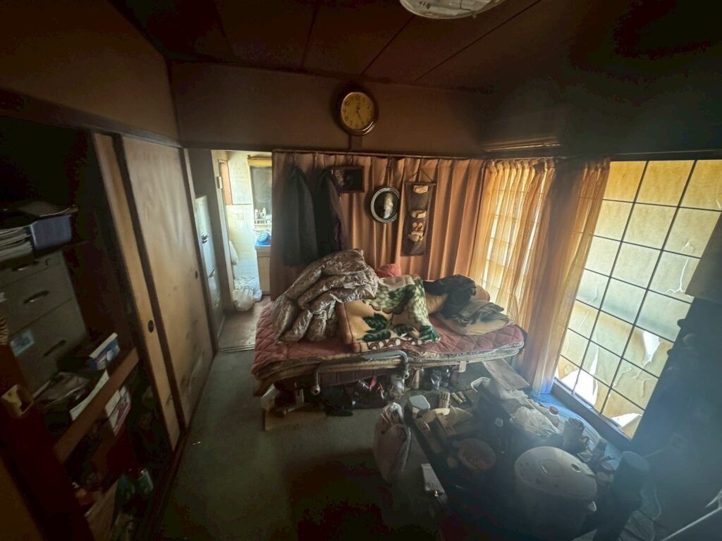 和泉市作業事例依頼者様の実際の現場写真Before画像3部屋