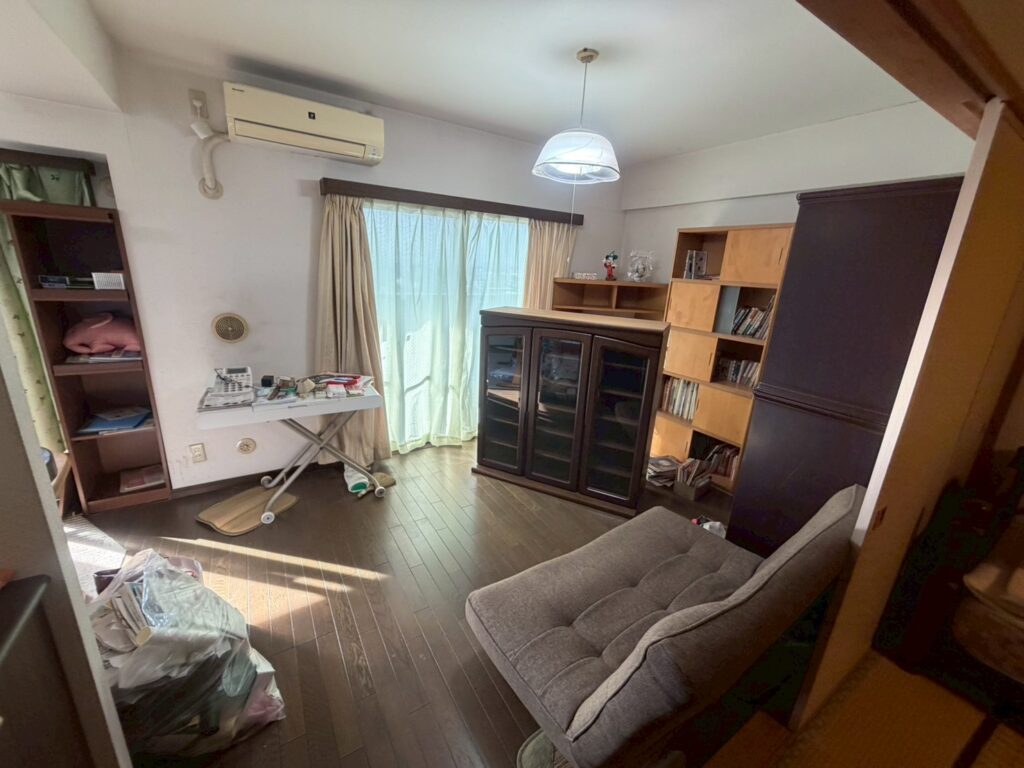 東大阪市作業事例依頼者様の実際の現場写真画像部屋