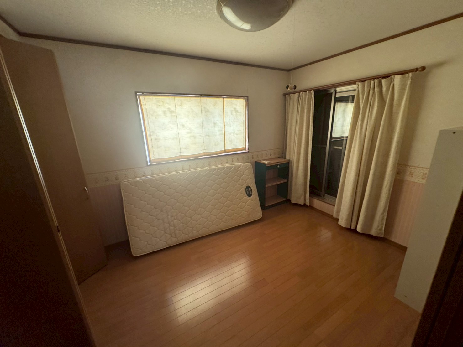 泉佐野市作業事例依頼者様の実際の現場写真Before画像2部屋