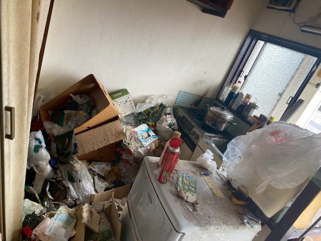 豊中市のゴミ屋敷清掃実際の現場写真