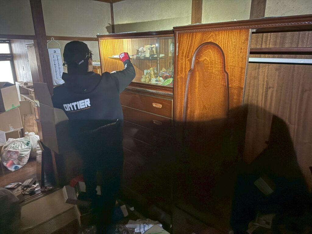 柏原市作業事例実際の現場写真Before画像部屋