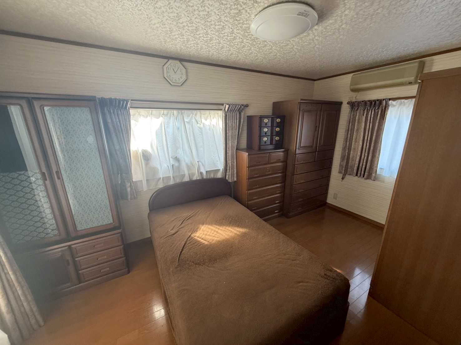 摂津市作業事例依頼者様の実際の現場写真Before画像2部屋