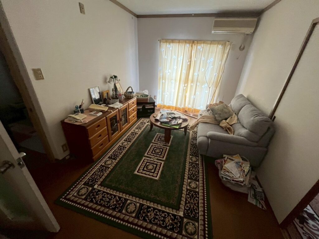 東大阪市作業事例実際の現場写真Before画像1リビング