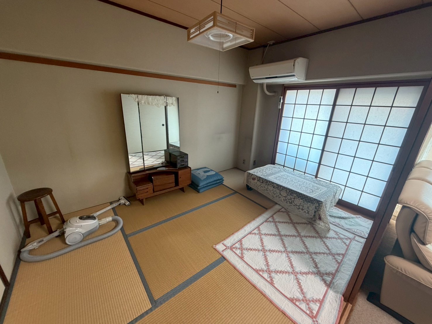 池田市作業事例実際の現場写真Before画像3部屋