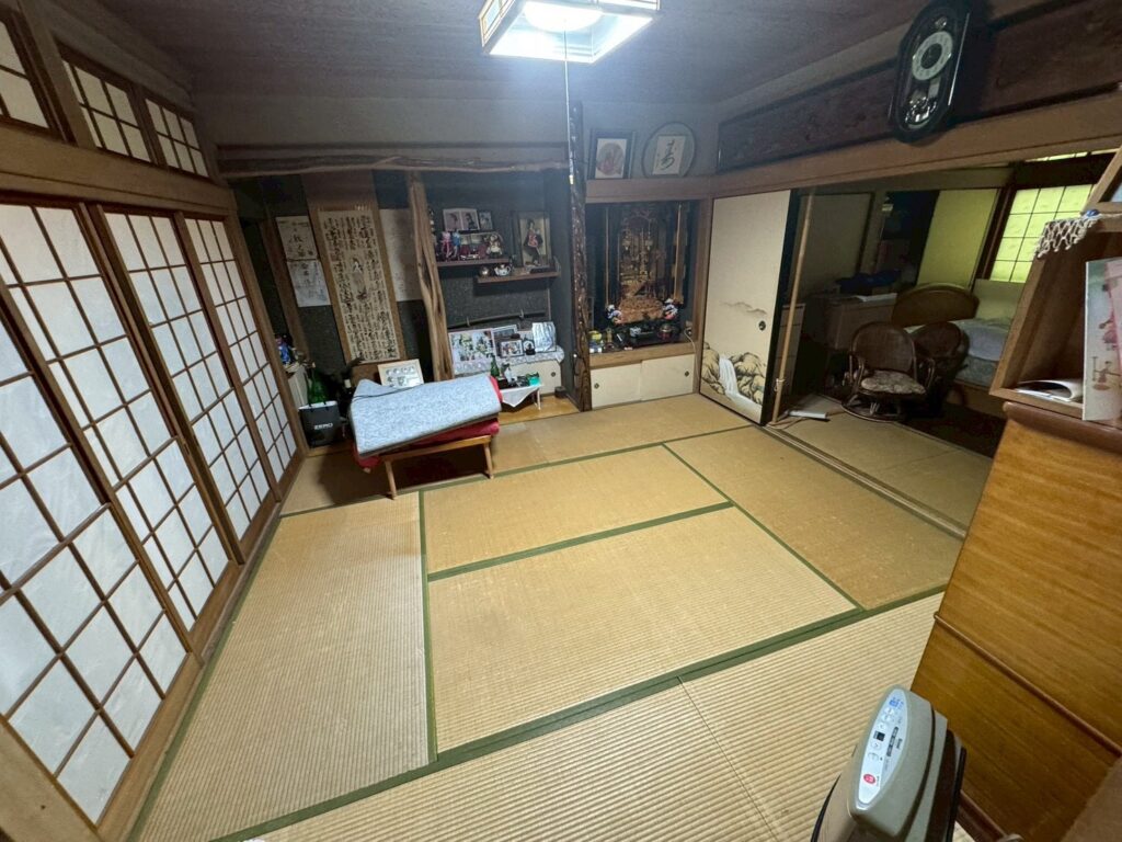 大東市作業事例実際の現場写真Before画像2部屋