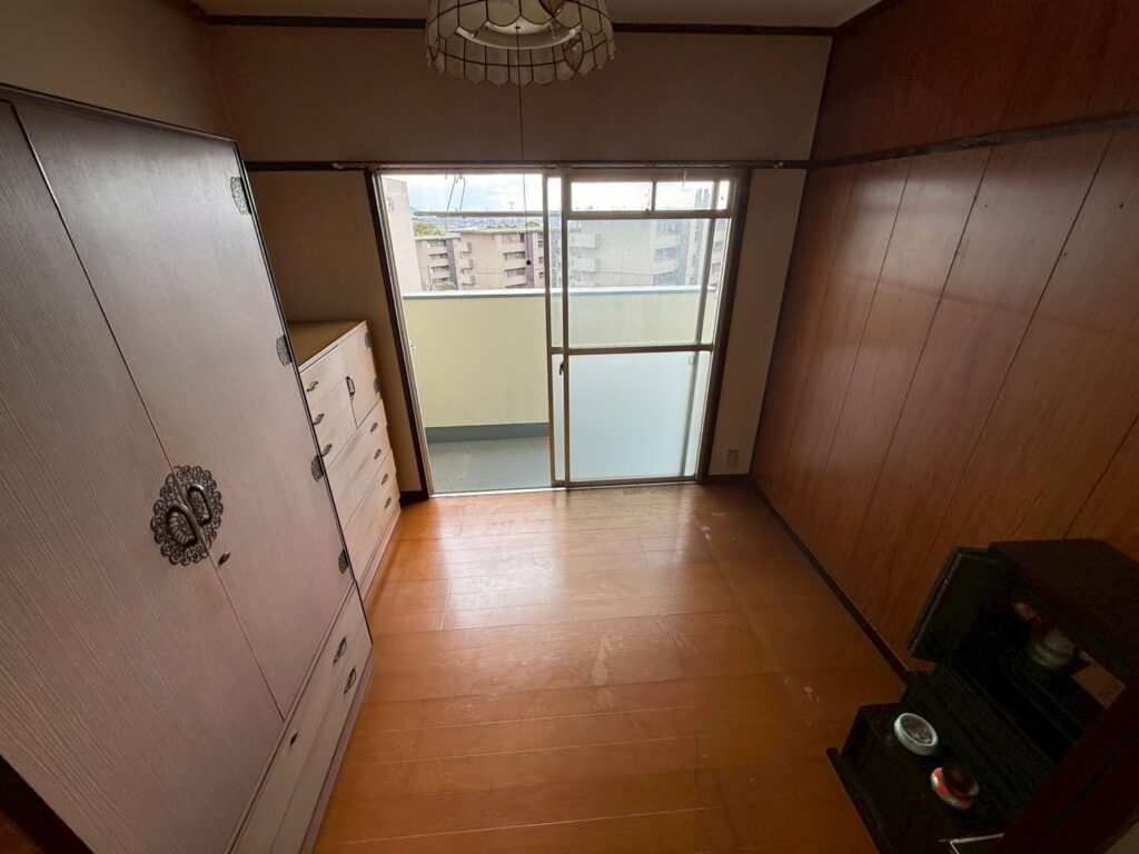 高槻市作業事例実際の現場写真Before画像2部屋