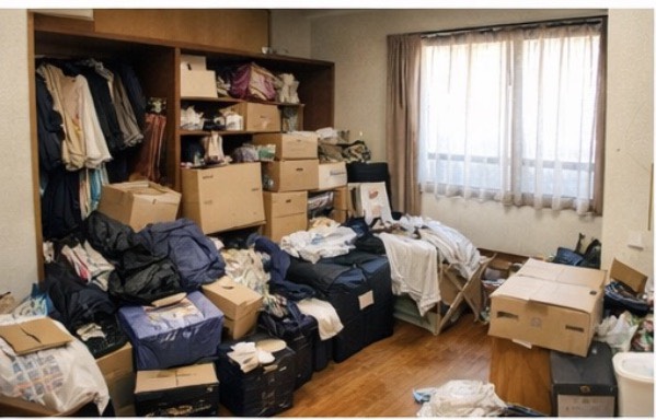 八尾市作業事例実際の現場写真Before画像2部屋