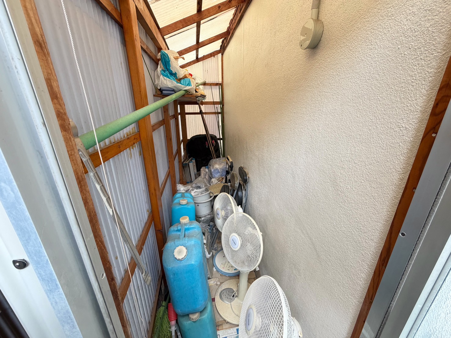 池田市作業事例実際の現場写真Before画像3倉庫