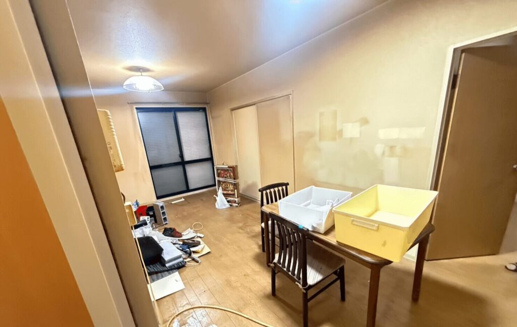 八尾市作業事例依頼者様の実際の現場写真画像部屋