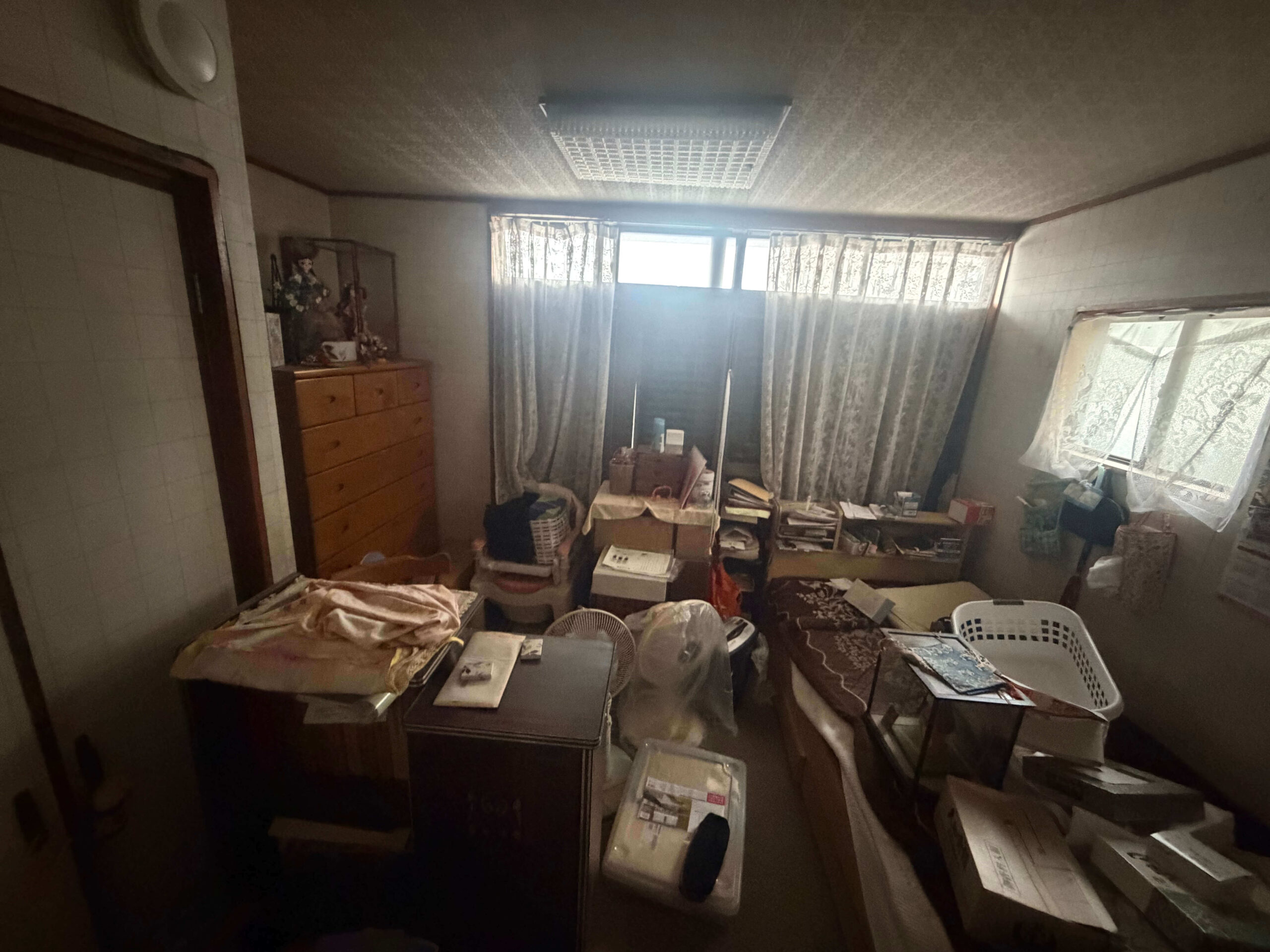 加古川市作業事例実際の現場写真Before画像部屋