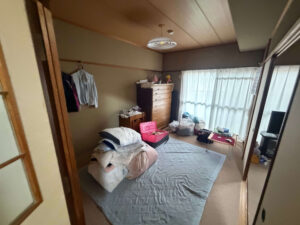 和泉市の遺品整理事例|アパート3DKの整理を1日で対応|費用170,000円