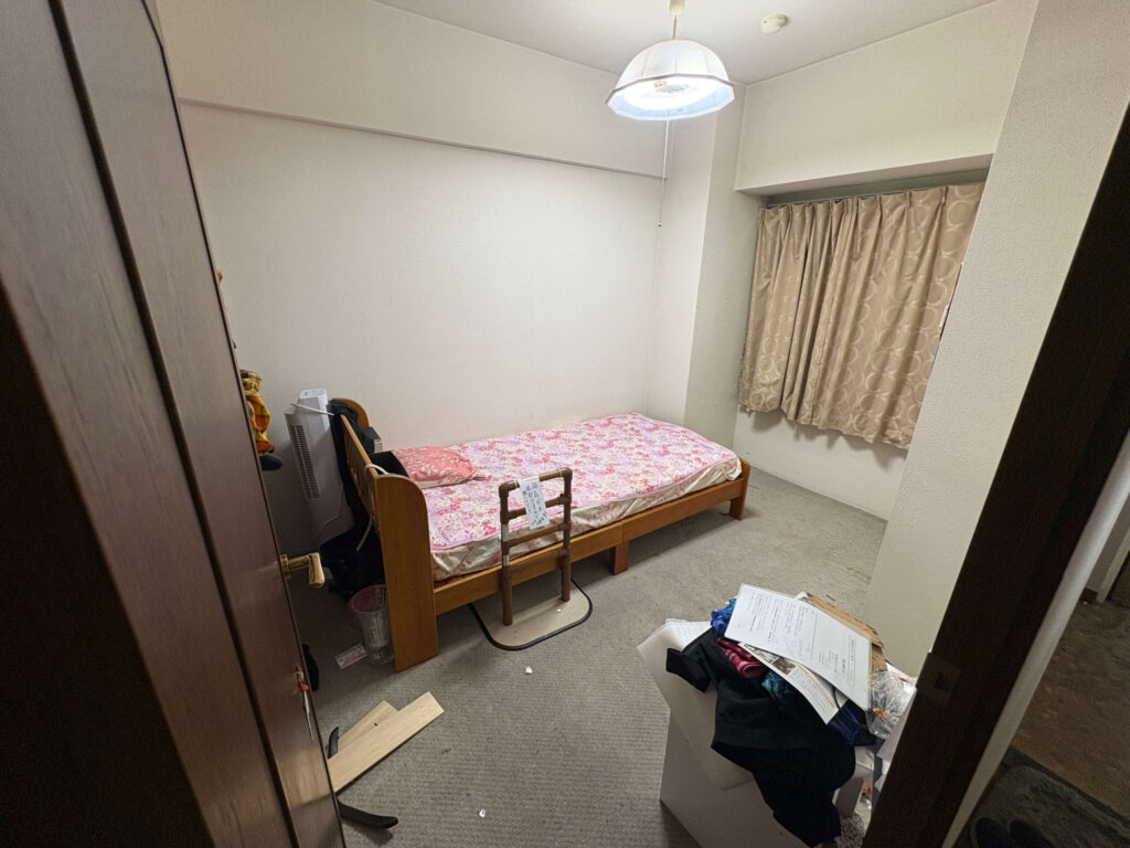 松原市作業事例実際の現場写真Before3画像部屋