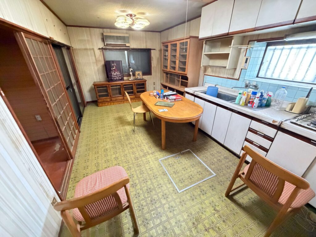 高石市作業事例実際の現場写真Before画像リビング