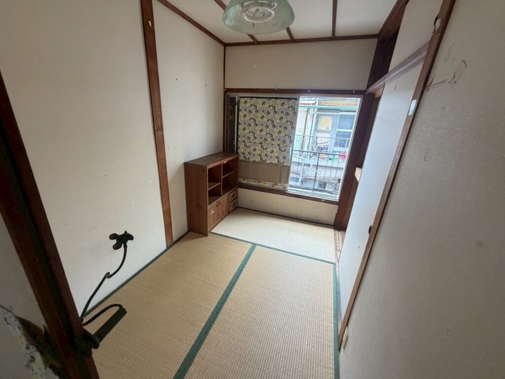 寝屋川市作業事例実際の現場写真Before画像4部屋