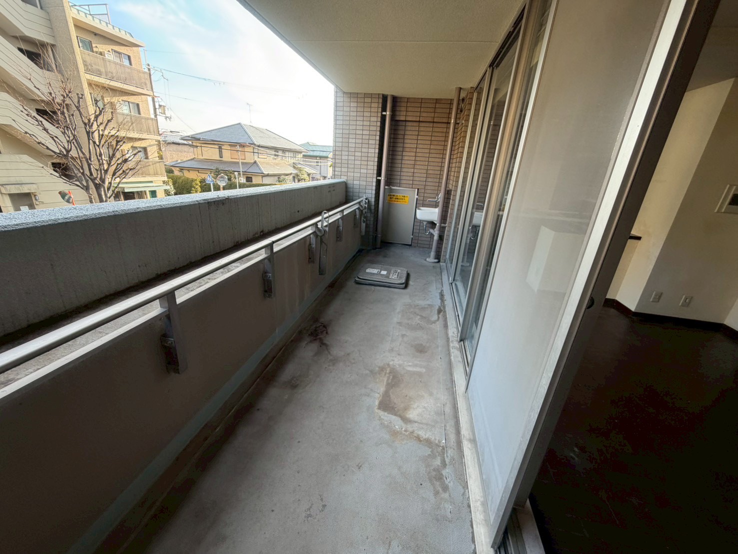 摂津市作業事例実際の現場写真After画像3ベランダ