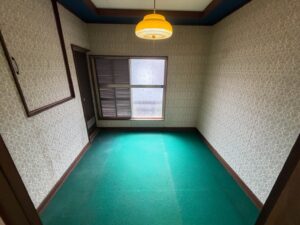 八尾市の遺品整理事例|家売却前に祖母の一軒家4LDKをまるごと2日で整理|買取20,000円・費用230,000円