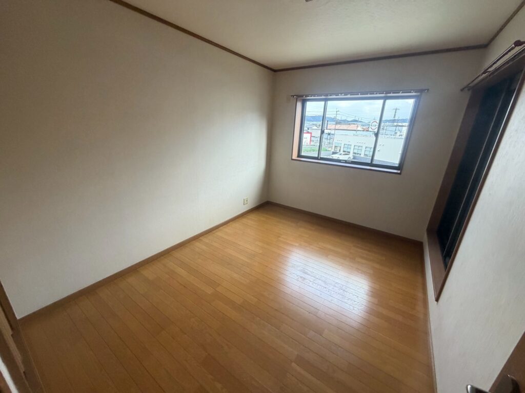 枚方市茄子作作業事例実際の現場写真After画像2寝室