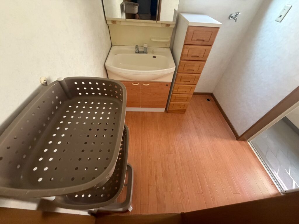 枚方市茄子作作業事例実際の現場写真Before画像3浴室