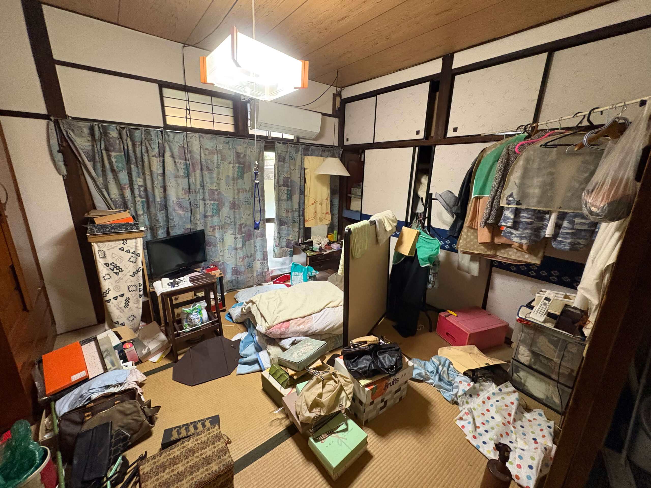高石市作業事例実際の現場写真Before画像部屋