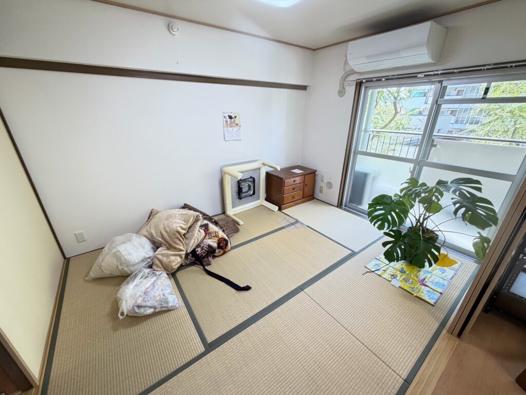 門真市作業事例実際の現場写真Before画像2部屋