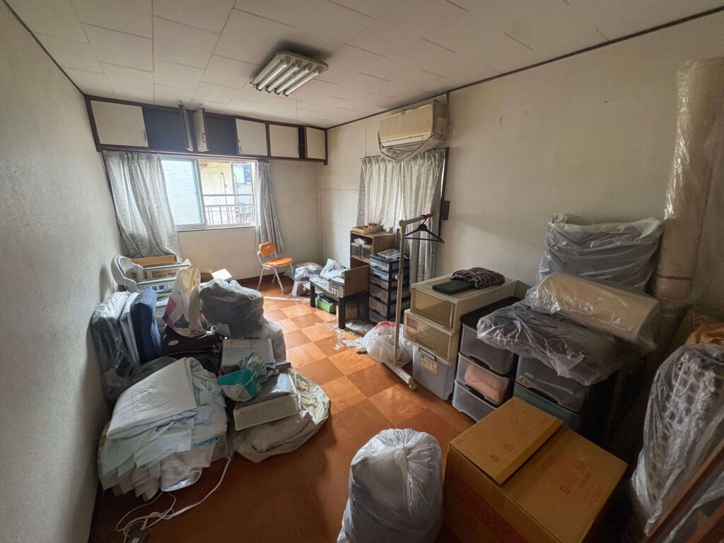 東大阪市 作業事例実際の現場写真Before画像部屋