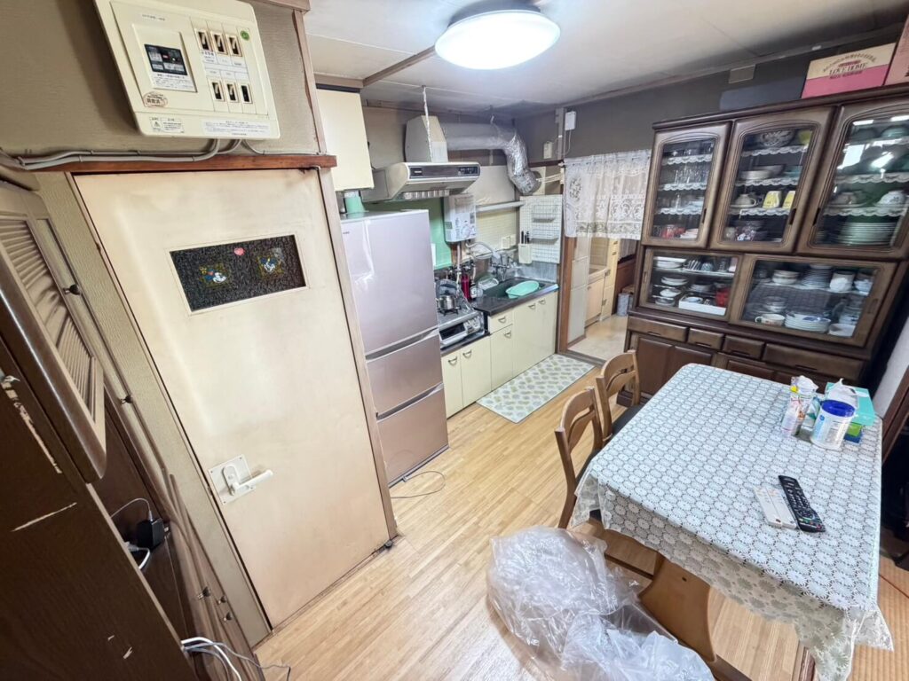 柏原市作業事例実際の現場写真Before3画像キッチン