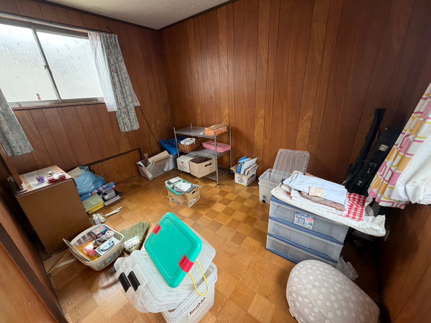 加古川市作業事例実際の現場写真Before3画像部屋