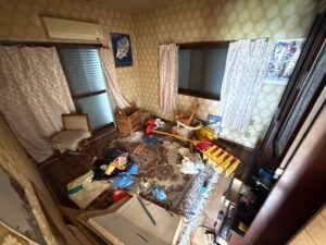 加古川市の遺品整理事例|退去日が迫った戸建て5DKの家具・家電を即日対応で一括整理|200,000円