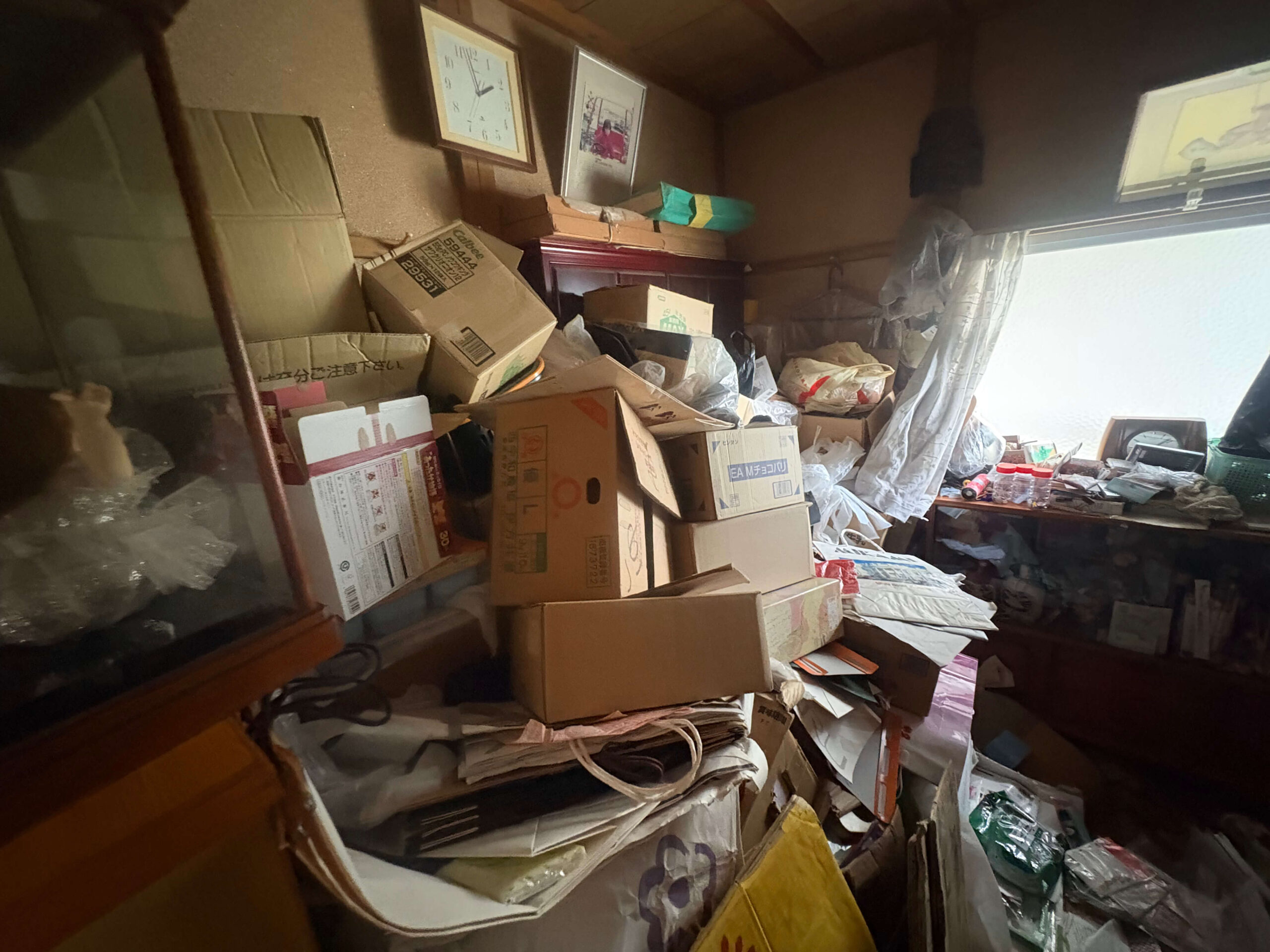 高槻市作業事例実際の現場写真画像部屋